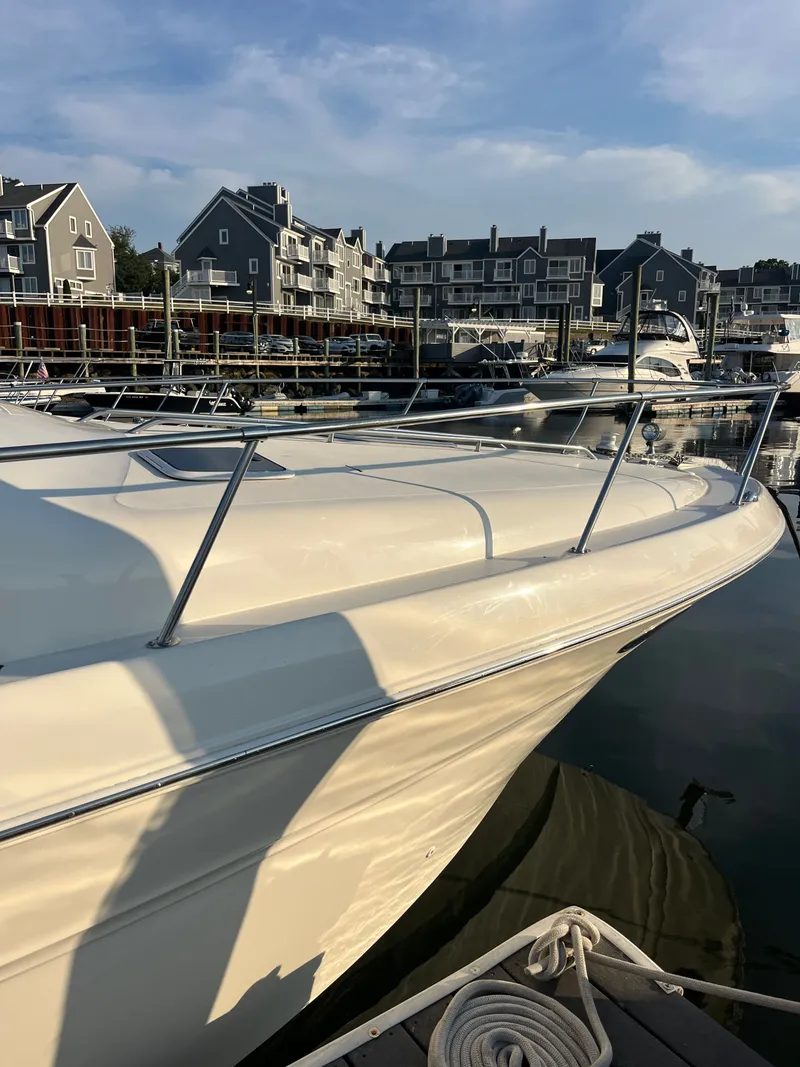 Slide: The Image of Sea Ray Sundancer 310 2000 - 2