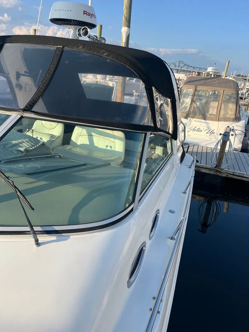 Slide: The Image of Sea Ray Sundancer 310 2000 - 6