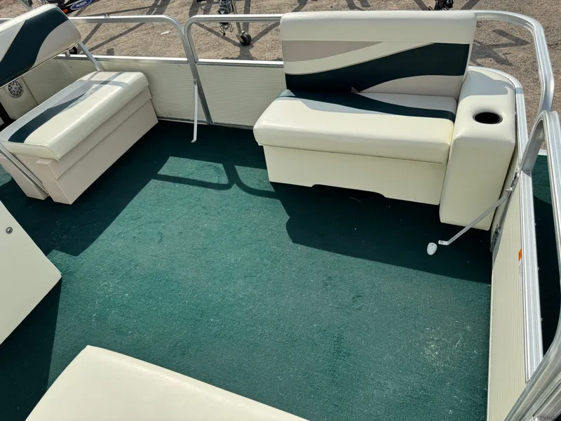 Slide: The Image of Lowe Suncruiser Malibu 180 1999 - 10