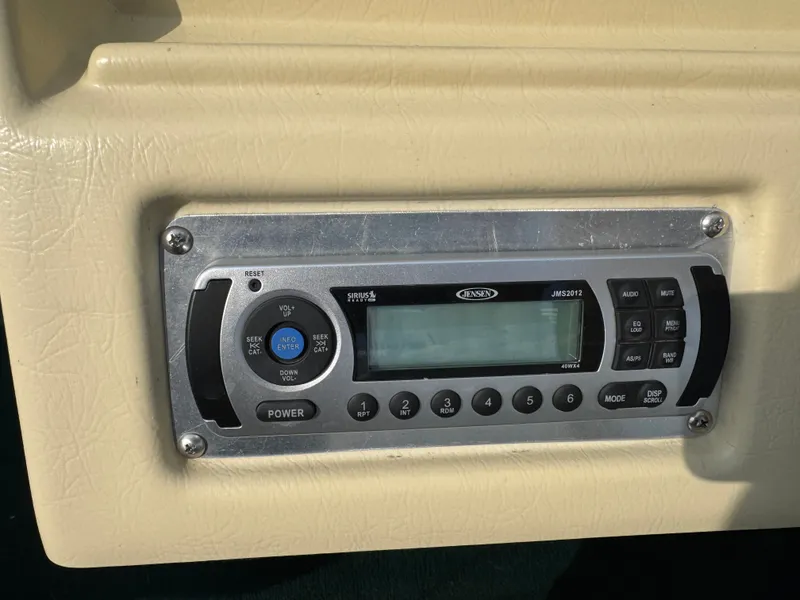 Slide: The Image of Lowe Suncruiser Malibu 180 1999 - 22