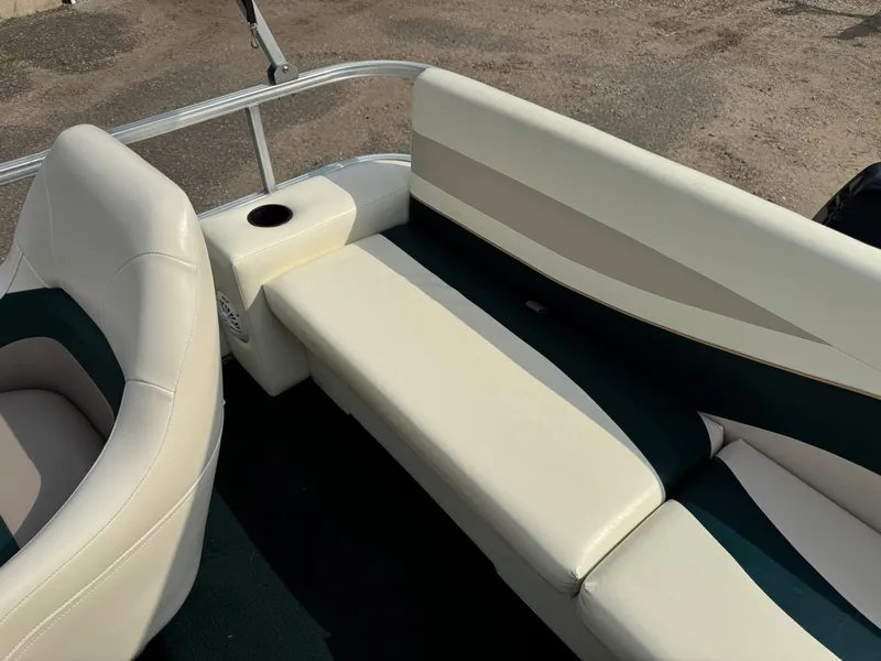 Slide: The Image of Lowe Suncruiser Malibu 180 1999 - 28