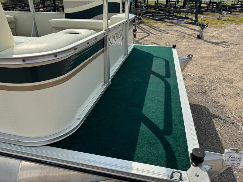 Slide: The Image of Lowe Suncruiser Malibu 180 1999 - 30