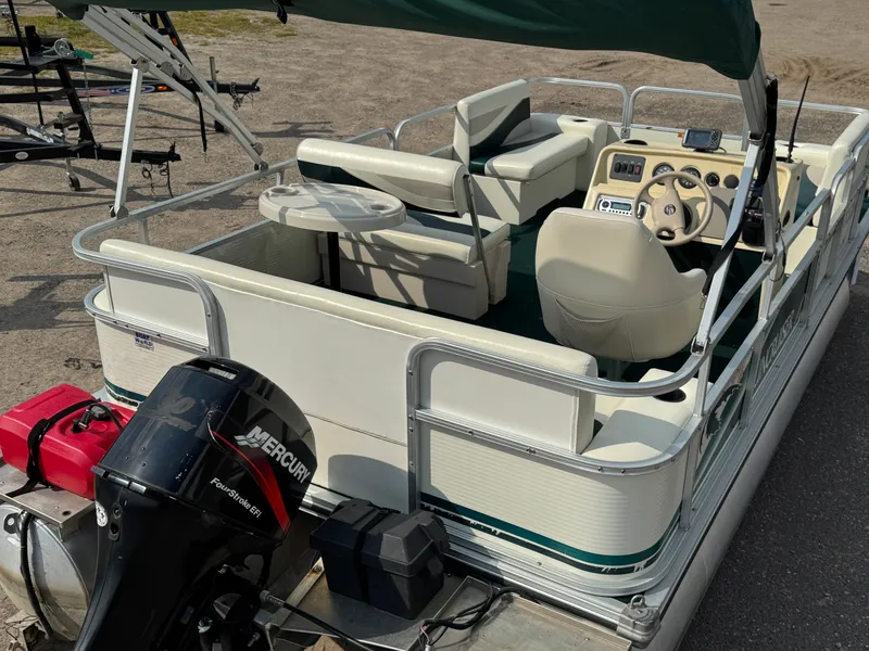 Slide: The Image of Lowe Suncruiser Malibu 180 1999 - 7