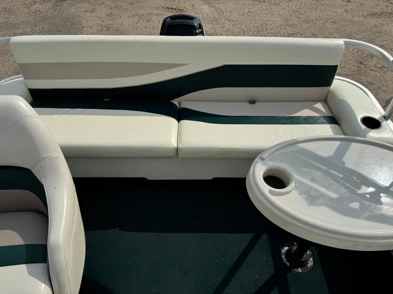 Slide: The Image of Lowe Suncruiser Malibu 180 1999 - 8