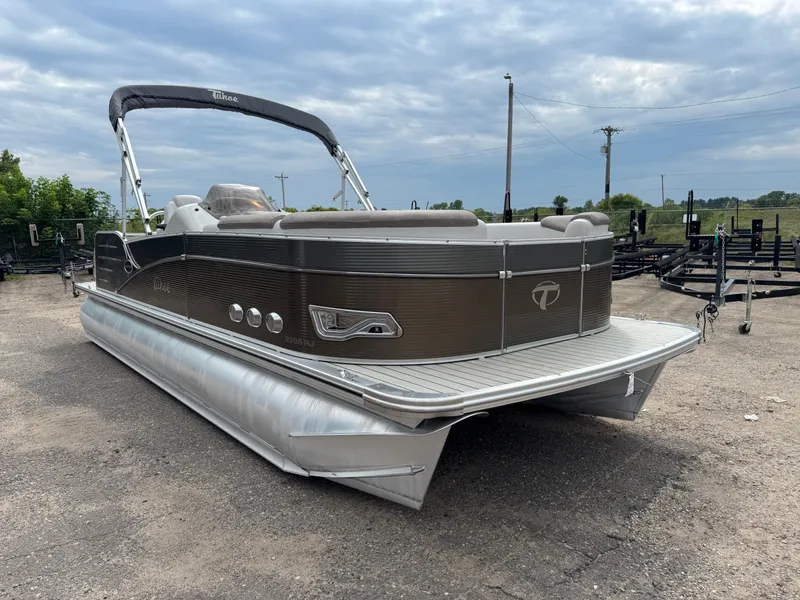 Slide: The Image of Tahoe Cascade 2385 RJ Pontoon 2019 - 38