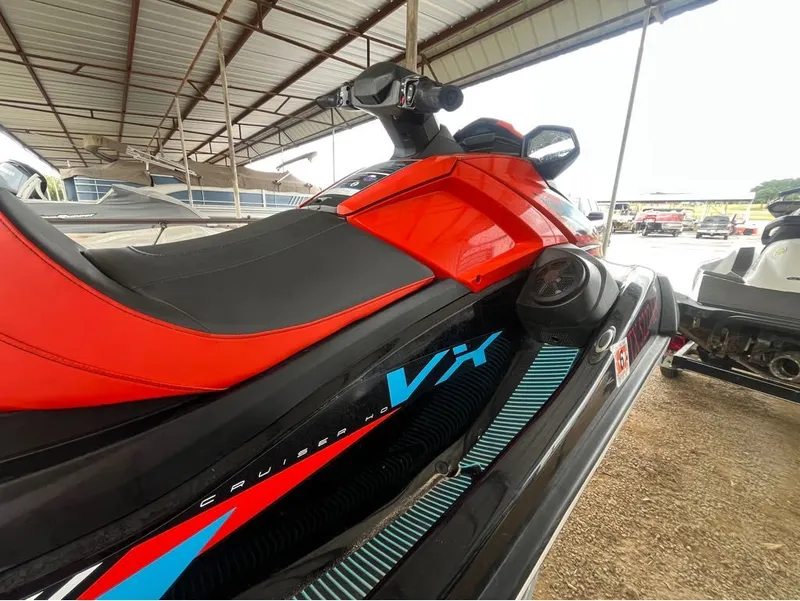 Slide: The Image of Yamaha VX Cruiser 1800 w/ Audio 2022 - 3