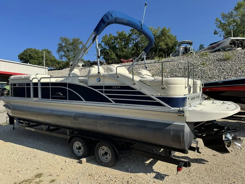 Slide: The Image of Bennington 24 SCWX3 I/O 2015 - 14