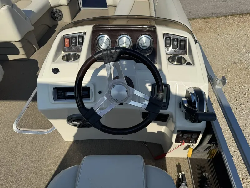 Slide: The Image of Bennington 24 SCWX3 I/O 2015 - 19