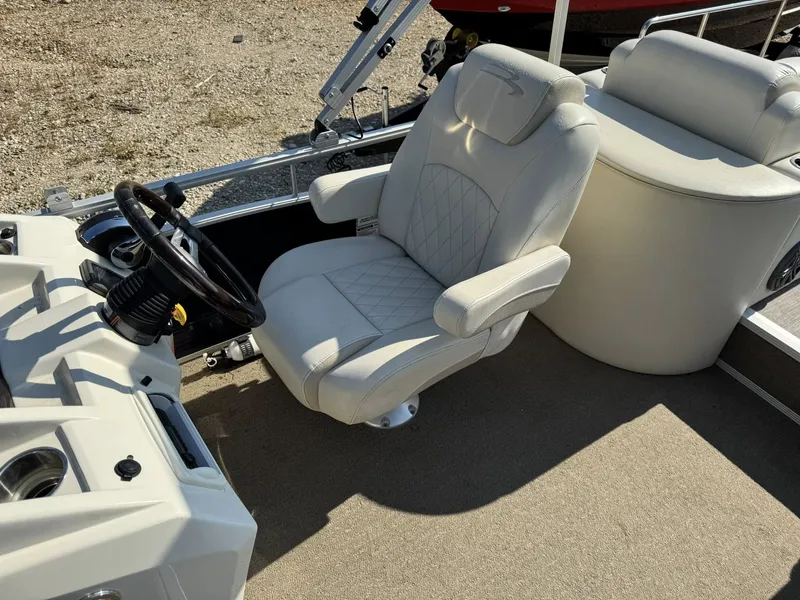 Slide: The Image of Bennington 24 SCWX3 I/O 2015 - 4