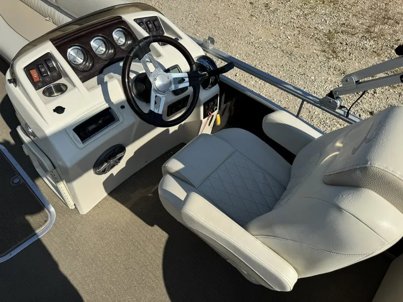 Slide: The Image of Bennington 24 SCWX3 I/O 2015 - 6