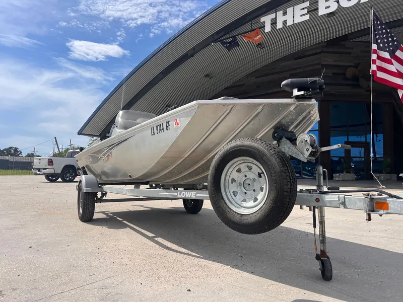 Slide: The Image of Lowe Skorpion 16 2016 - 2