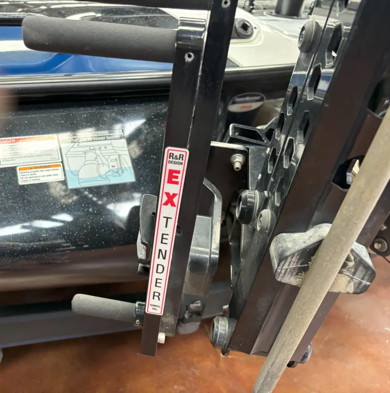 Slide: The Image of Skeeter FXR21 Limited 2022 - 24