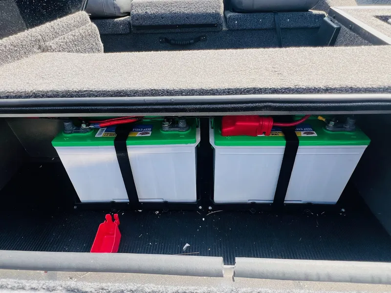 Slide: The Image of Crestliner XFC 179 2021 - 22