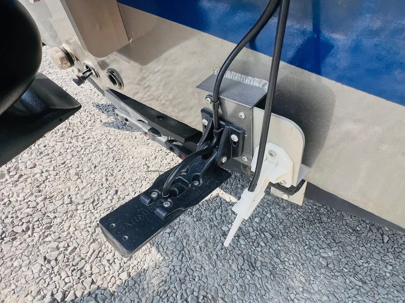 Slide: The Image of Crestliner XFC 179 2021 - 6