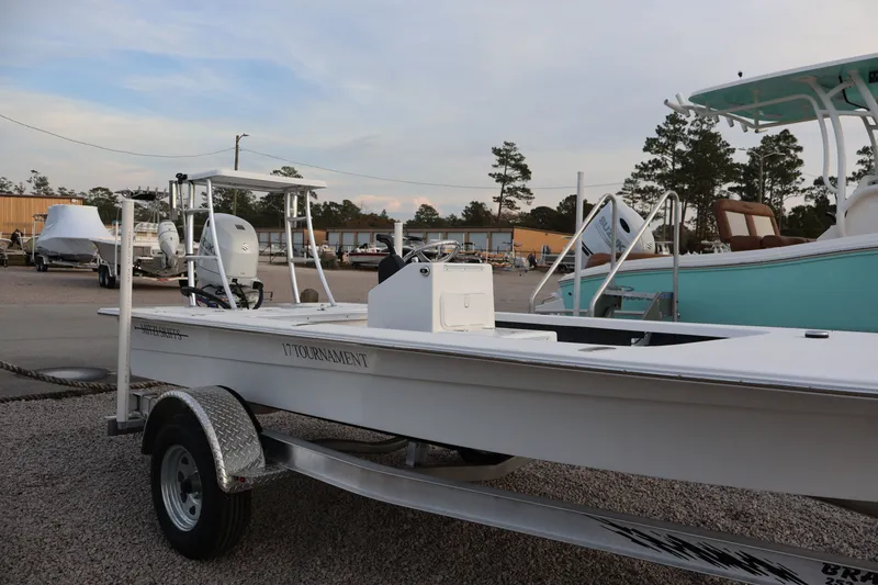 Slide: The Image of Mitzi Skiff 17' TOURNAMENT w/ DF60ATLW5 SUZUKI FOURSTROKE 2026 - 10