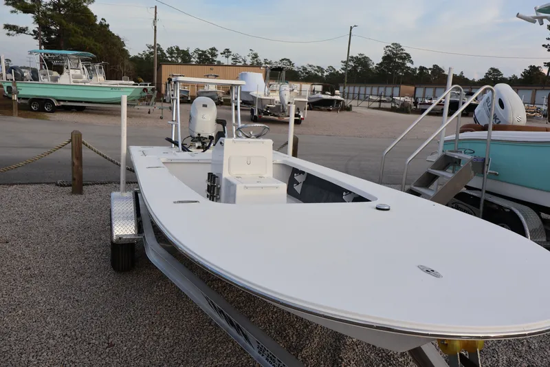 Slide: The Image of Mitzi Skiff 17' TOURNAMENT w/ DF60ATLW5 SUZUKI FOURSTROKE 2026 - 8