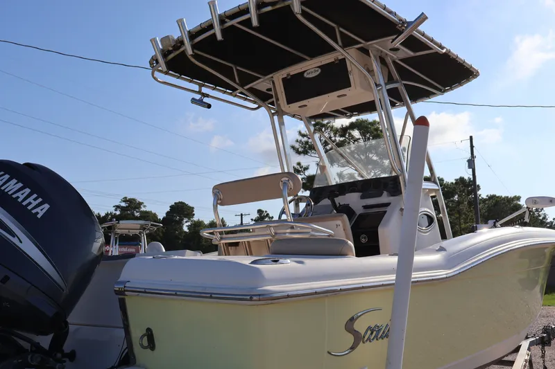 Slide: The Image of Scout 210 Sportfish 2005 - 11