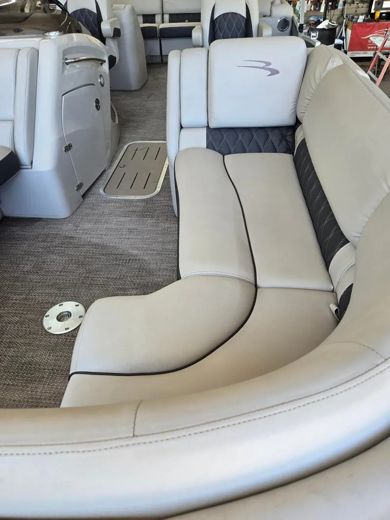 Slide: The Image of Bennington 23RSR 2019 - 17