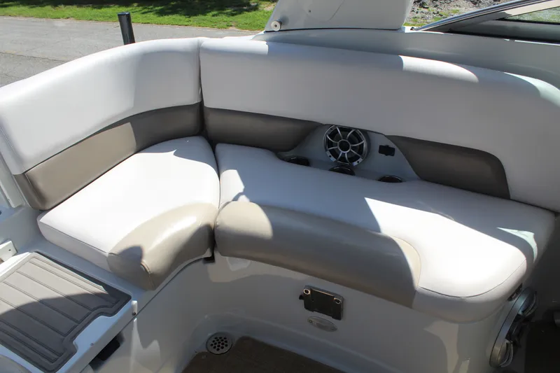 Slide: The Image of Crownline Boats 255 SS 2013 - 12
