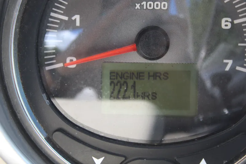 Slide: The Image of Crownline Boats 255 SS 2013 - 19