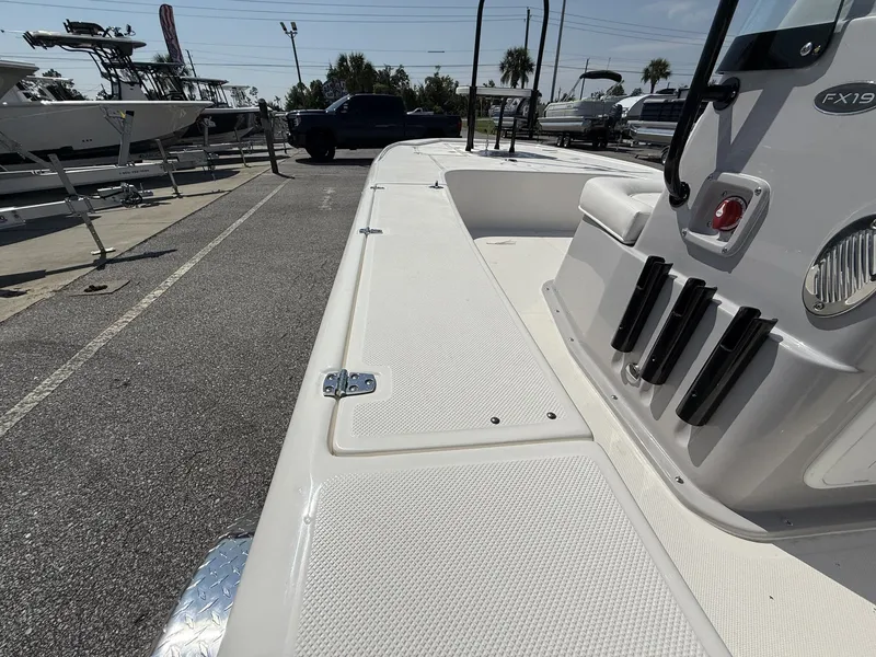 Slide: The Image of Spyder FX19 Vapor 2026 - 9