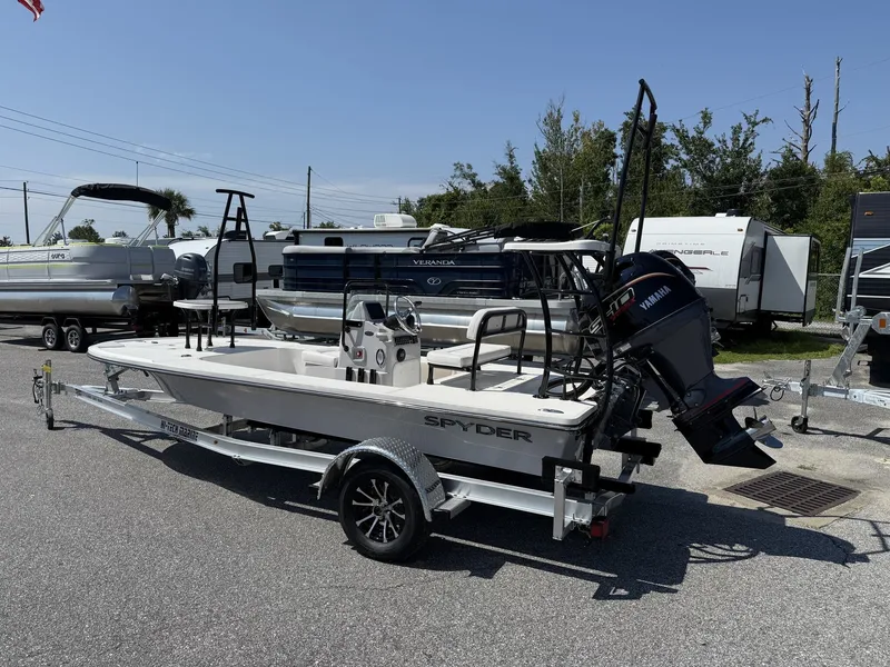 Slide: The Image of Spyder FX17 Flicker 2026 - 7