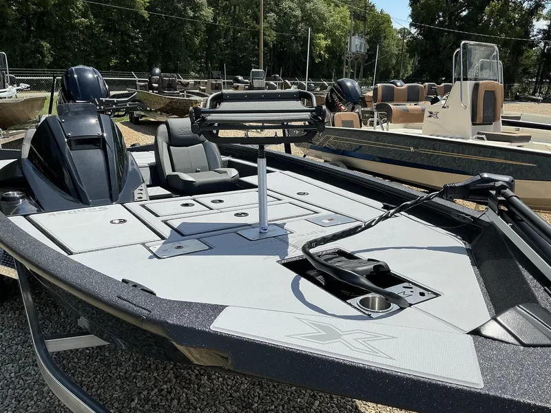 Slide: The Image of Xpress H18C Crappie 2026 - 3