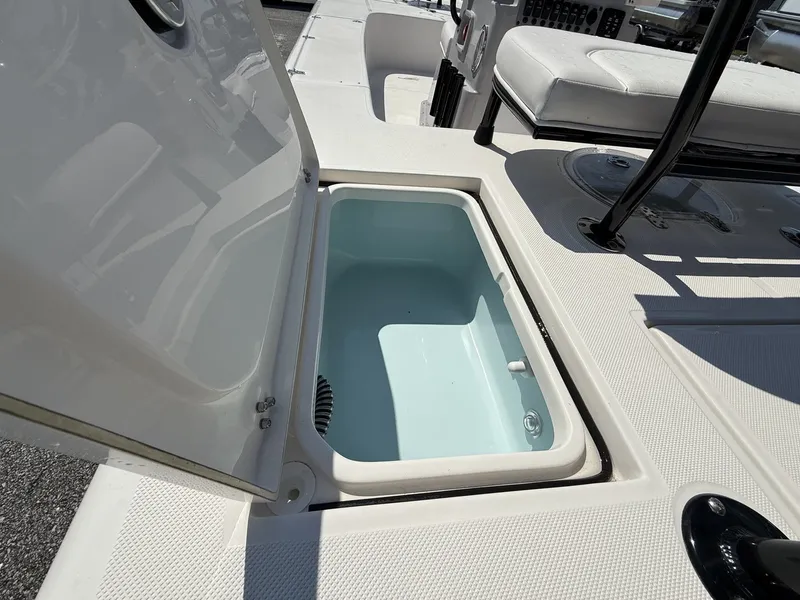 Slide: The Image of Spyder FX19 Vapor 2026 - 7