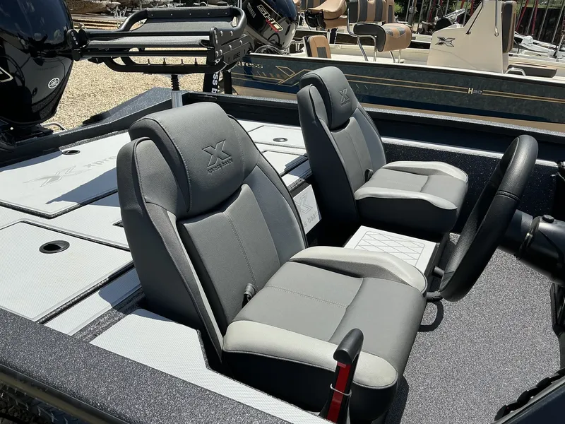 Slide: The Image of Xpress H18C Crappie 2026 - 7