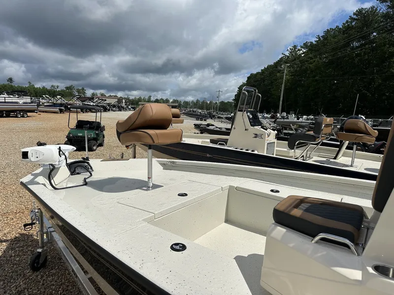 Slide: The Image of Xpress Hyper-Lift Bay Series H20 Bay 2026 - 9