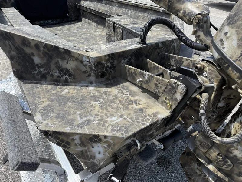 Slide: The Image of Excel 1751 Viper F4 2026 - 5