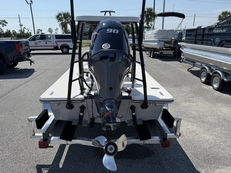 Slide: The Image of Spyder FX17 Flicker 2026 - 6