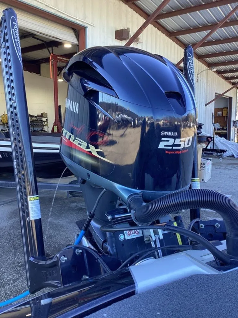 Slide: The Image of Skeeter FXR21 2021 - 31