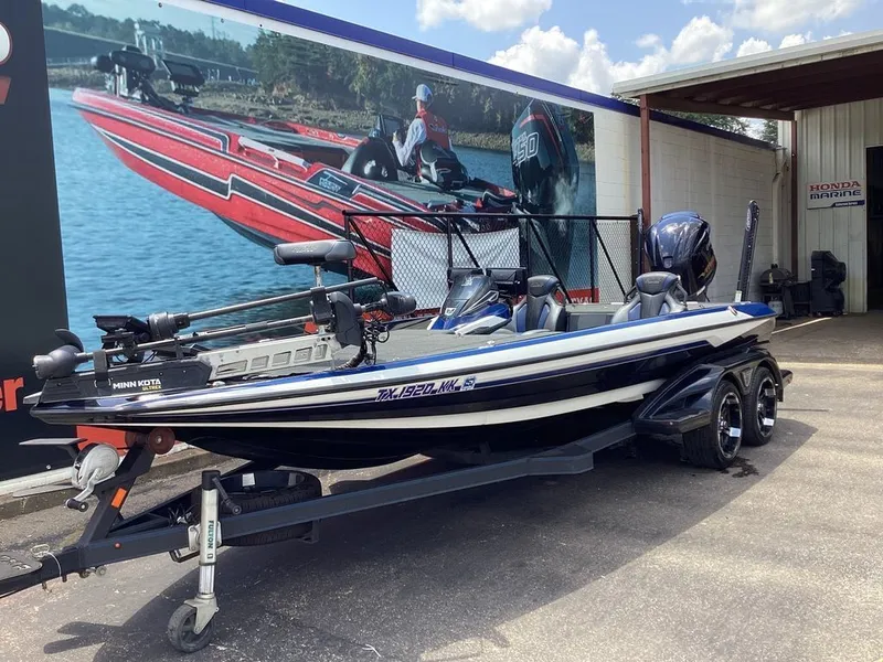 Slide: The Image of Skeeter FXR21 2021 - 4