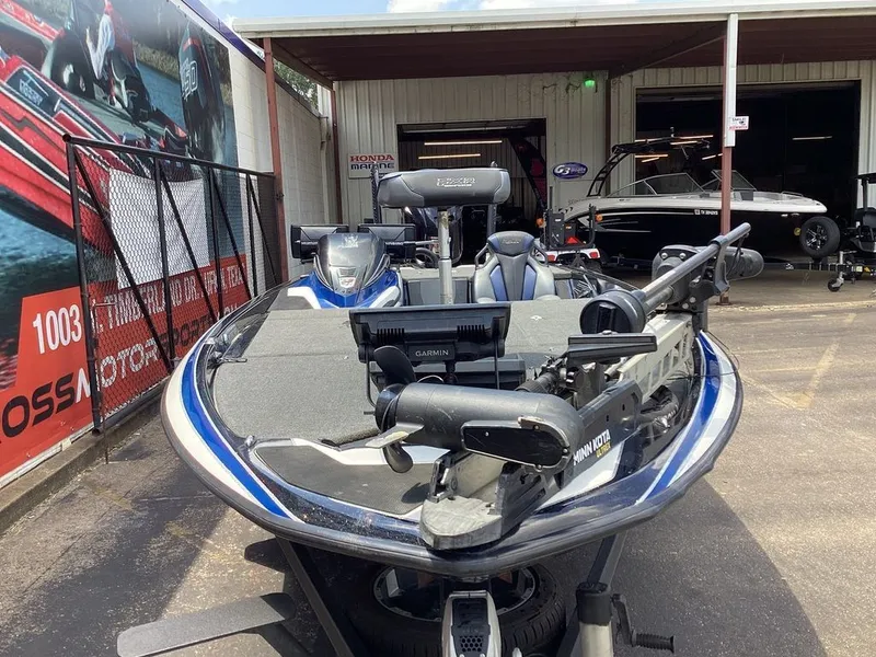 Slide: The Image of Skeeter FXR21 2021 - 5