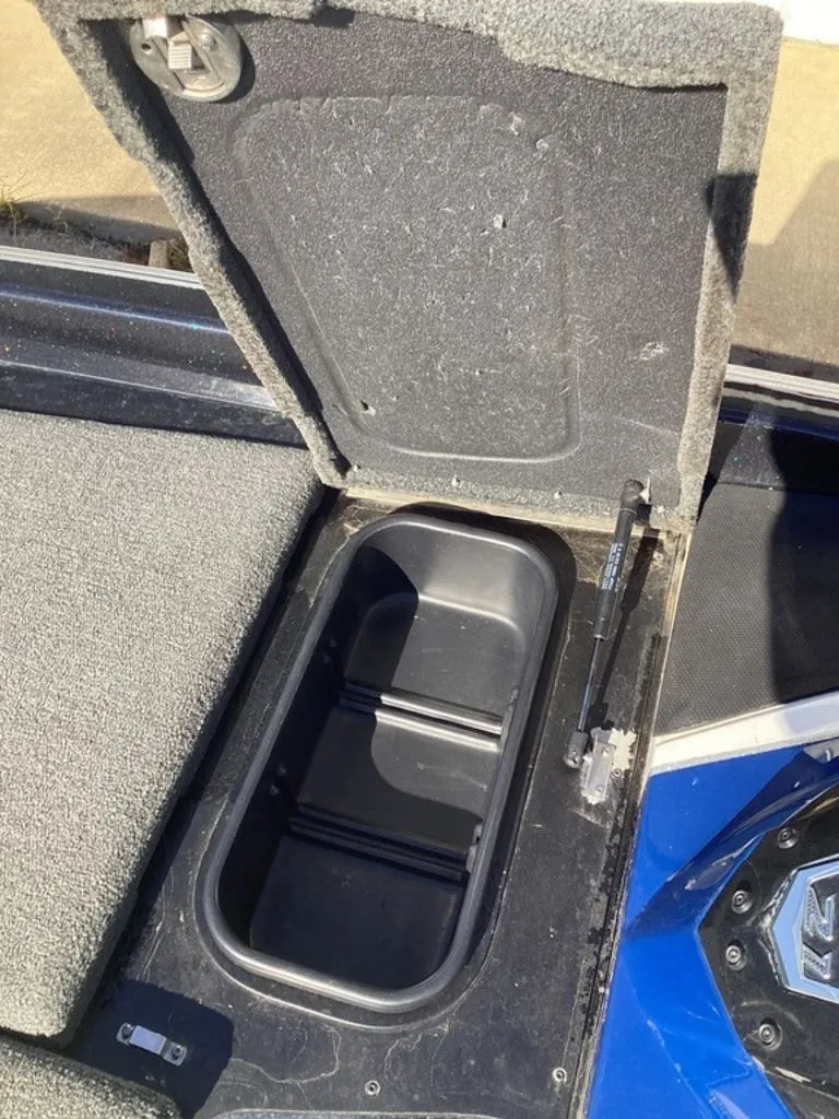 Slide: The Image of Skeeter FXR21 2021 - 52