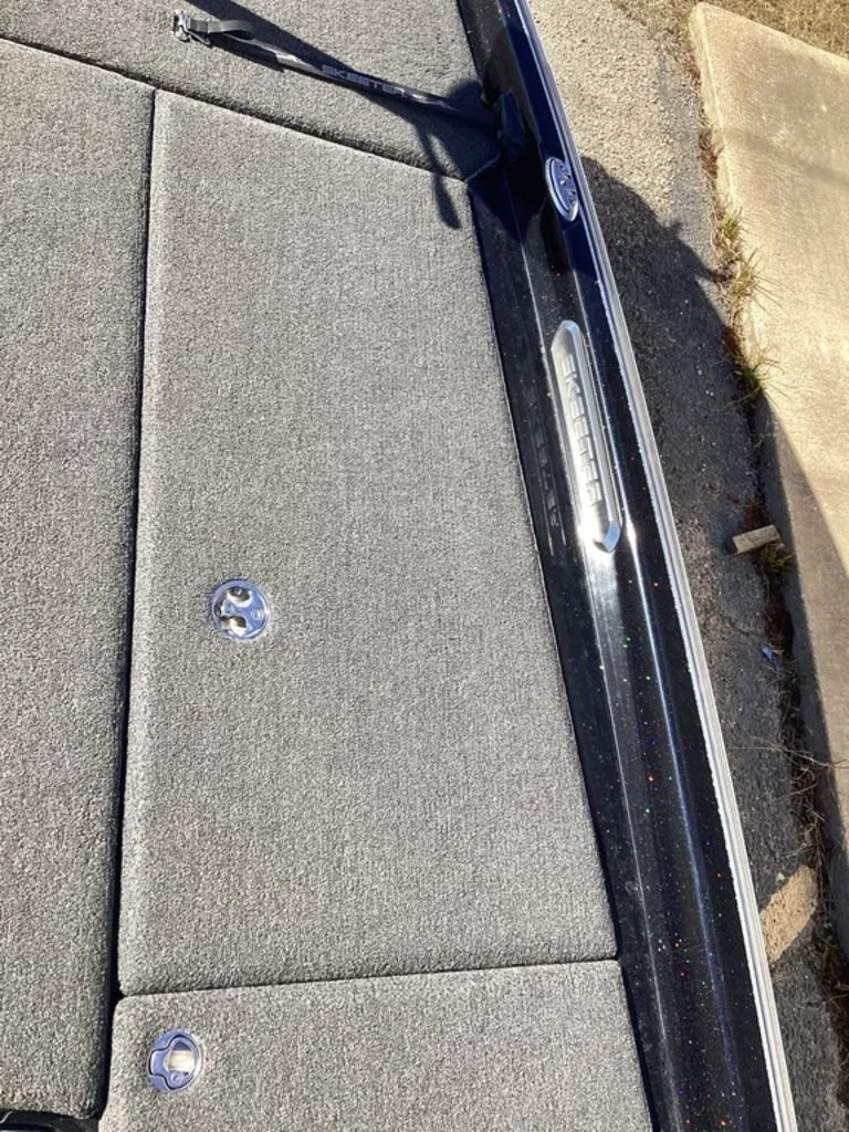 Slide: The Image of Skeeter FXR21 2021 - 54