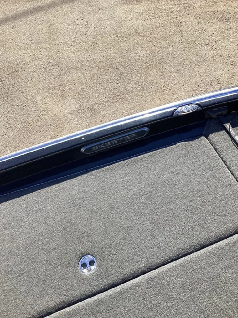 Slide: The Image of Skeeter FXR21 2021 - 55