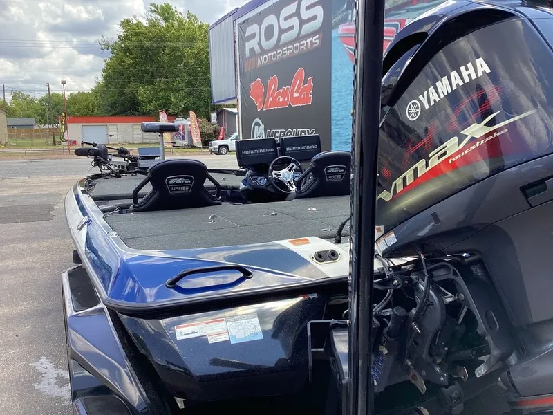 Slide: The Image of Skeeter FXR21 2021 - 8