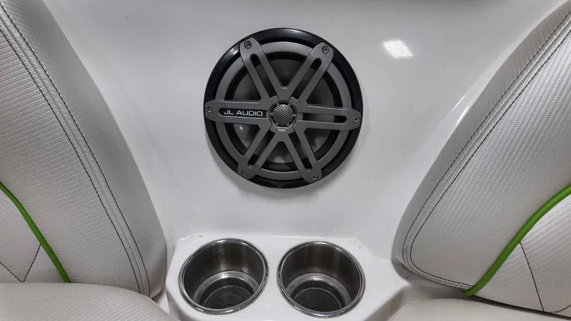 Slide: The Image of MasterCraft X30 2012 - 13