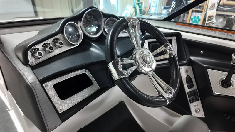 Slide: The Image of MasterCraft X30 2012 - 25