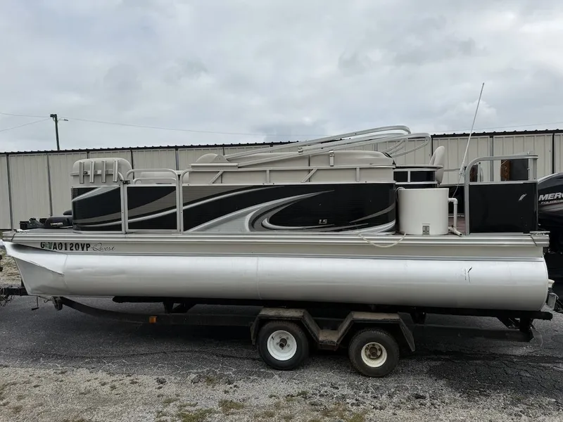 Slide: The Image of Qwest 818 2014 - 3