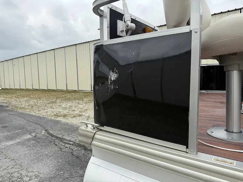 Slide: The Image of Qwest 818 2014 - 8