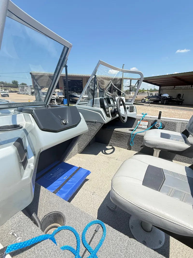 Slide: The Image of Tracker PRO GUIDE V16 2018 - 7