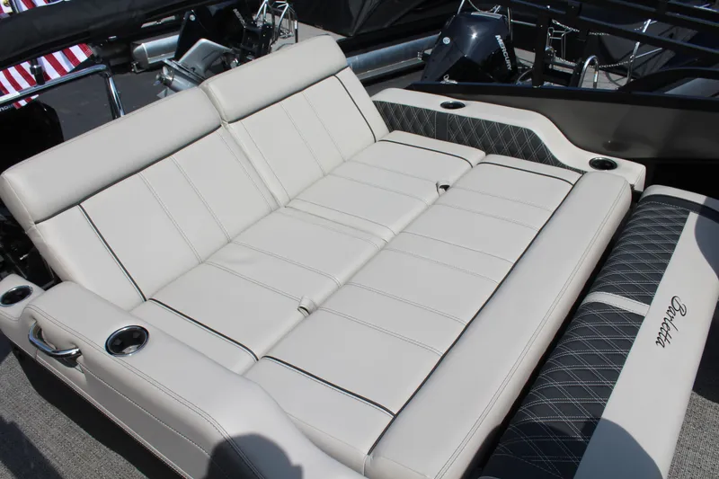 Slide: The Image of Barletta Lusso 23UC 2026 - 14