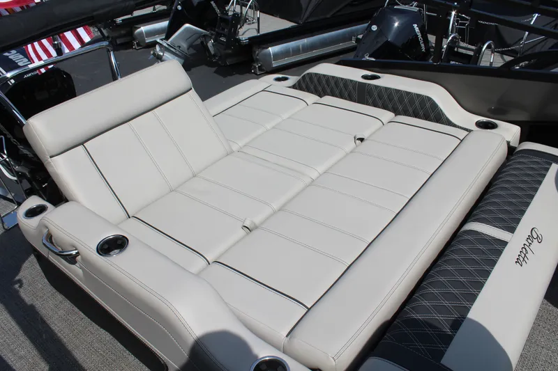 Slide: The Image of Barletta Lusso 23UC 2026 - 15