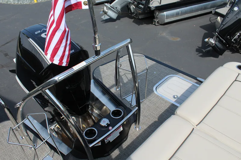 Slide: The Image of Barletta Lusso 23UC 2026 - 18