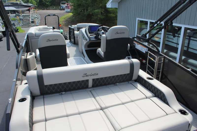 Slide: The Image of Barletta Lusso 23UC 2026 - 21