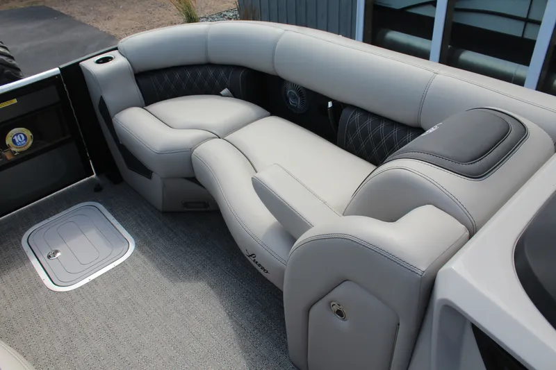 Slide: The Image of Barletta Lusso 23UC 2026 - 22