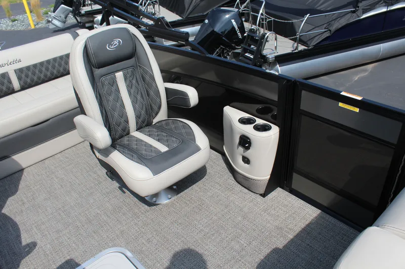 Slide: The Image of Barletta Lusso 23UC 2026 - 8